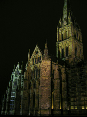 Salisbury Cathedral floodlit at night