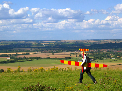 Man carrying glider, Ivinghoe Beacon